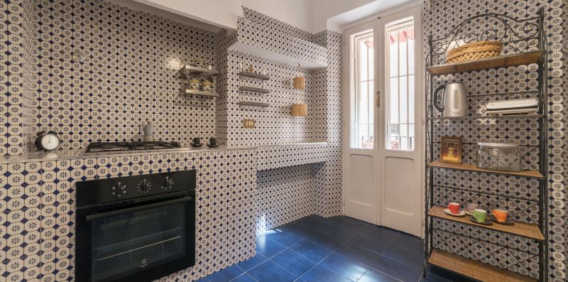 Spanish Steps 6 Pax Apartment - iFlat