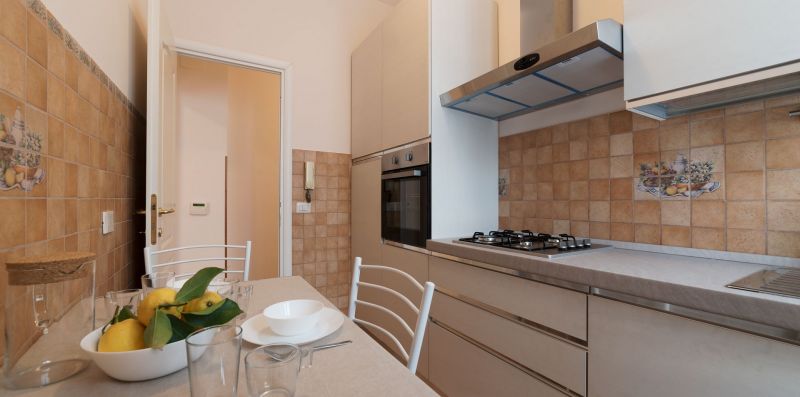 Augustus Suite near Saint Peter - iFlat