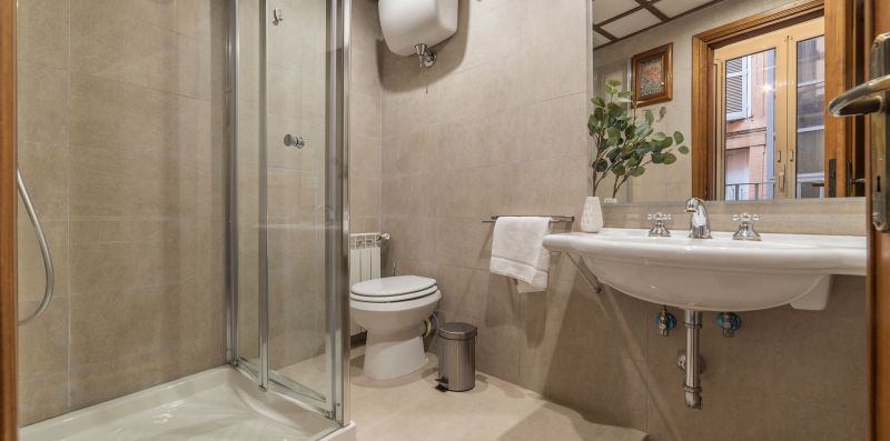 Campo de' Fiori Stylish Apartment - iFlat