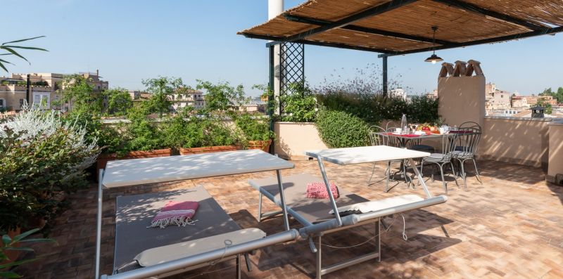 Colosseum Rooftop Studio - iFlat