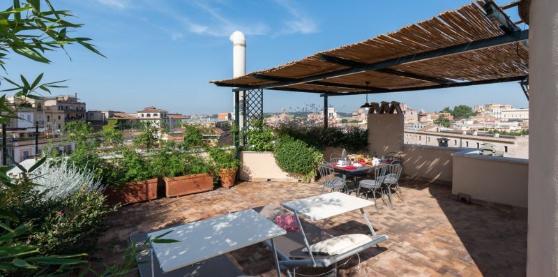 Colosseum Rooftop Studio - iFlat