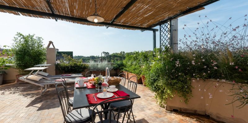 Colosseum Rooftop Studio - iFlat