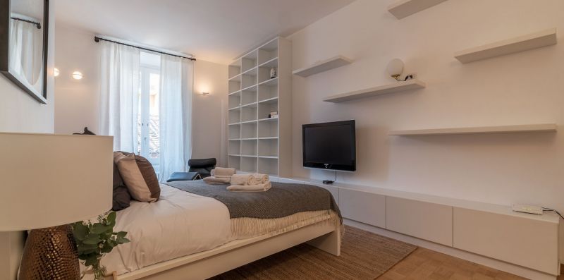 San Martino ai Monti Modern Apartment - iFlat