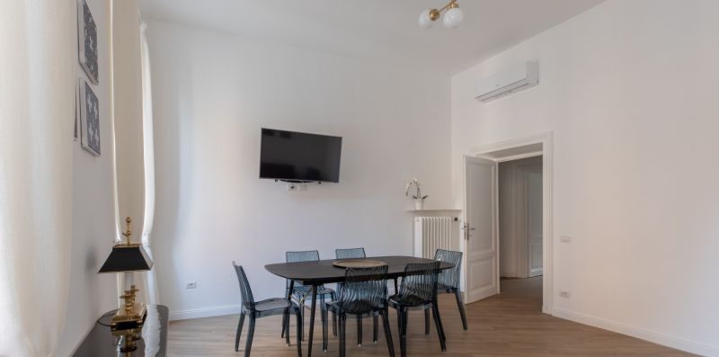 Piazza Dante Modern Apartment - iFlat