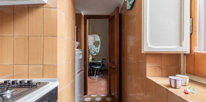 Innovative Pantheon House - iFlat
