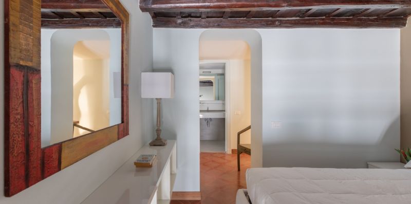 Innovative Pantheon House - iFlat