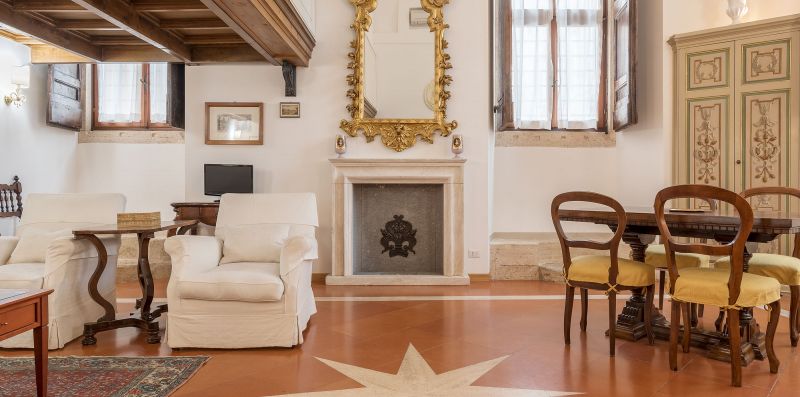 Campitelli Fascinating 6pax Apartment - iFlat