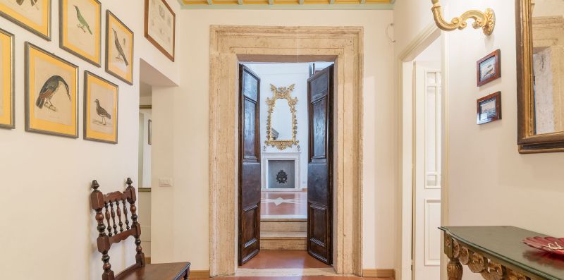Campitelli Fascinating 6pax Apartment - iFlat