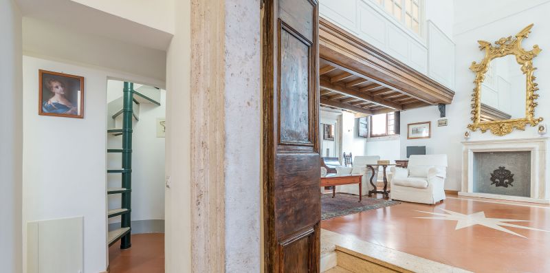 Campitelli Fascinating 6pax Apartment - iFlat