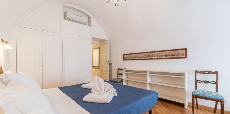 Campitelli Fascinating 6pax Apartment - iFlat