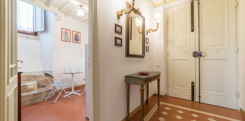 Campitelli Fascinating 6pax Apartment - iFlat