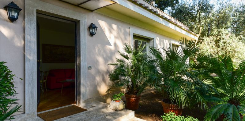 Caracalla Exclusive Property - iFlat