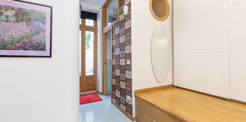 Monti Graceful Apartment - iFlat