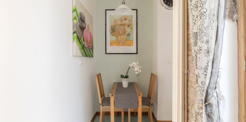 Monti Graceful Apartment - iFlat