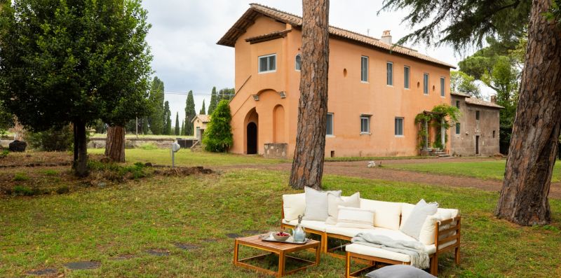 Marvellous Villa in Ancient Rome - iFlat