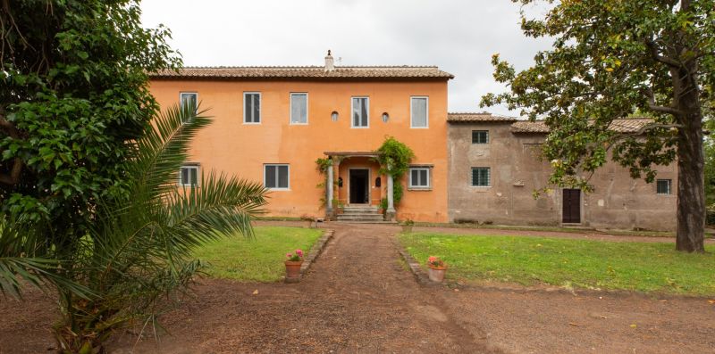 Marvellous Villa in Ancient Rome - iFlat