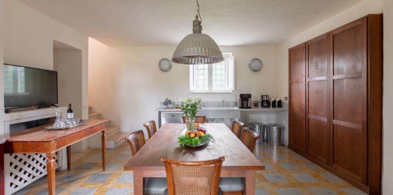 Marvellous Villa in Ancient Rome - iFlat