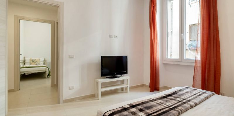 Lovely and Bright 2 bed flat near Termini - iFlat