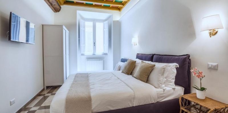 Trevi's Stylish Paradise - iFlat