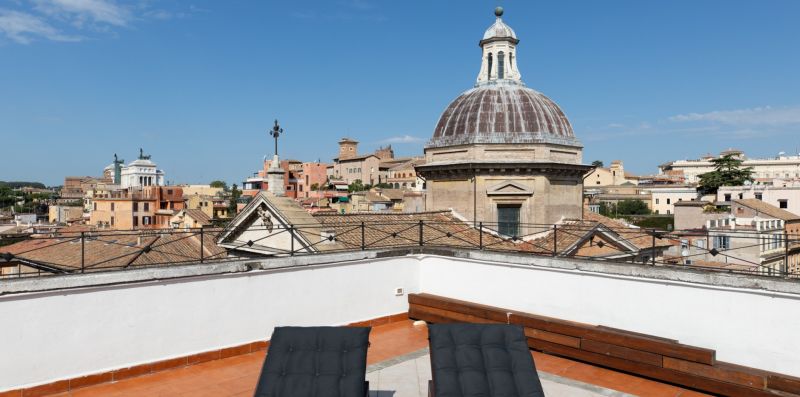 Monti's Amazing View - iFlat