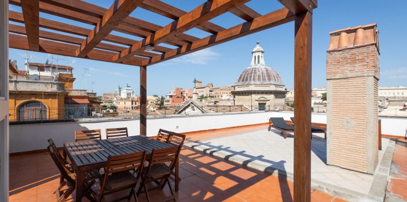 Monti's Amazing View - iFlat