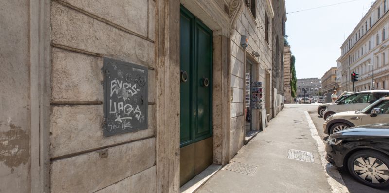 Monti's Amazing View - iFlat