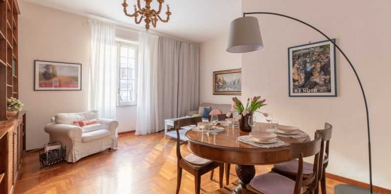 iFlat | Light and Color Apartment - iFlat