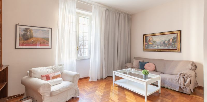 iFlat | Light and Color Apartment - iFlat