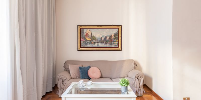 iFlat | Light and Color Apartment - iFlat