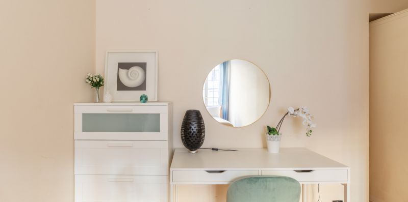 iFlat | Light and Color Apartment - iFlat