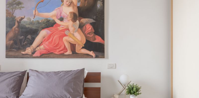 Pantheon Historical White Apartment - iFlat