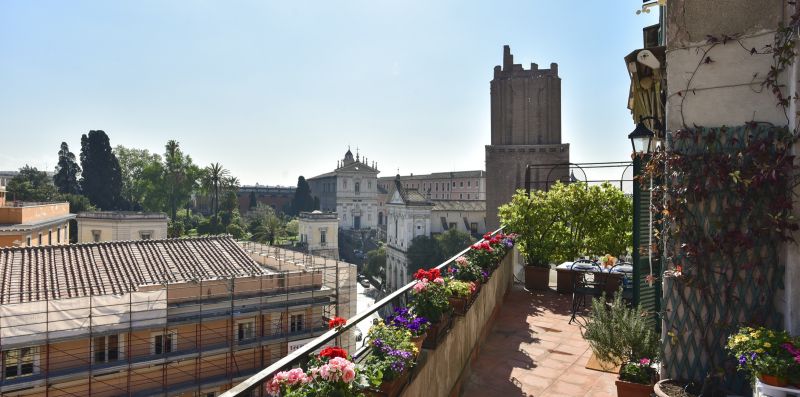 Rome at Your Feet with Terrace - iFlat