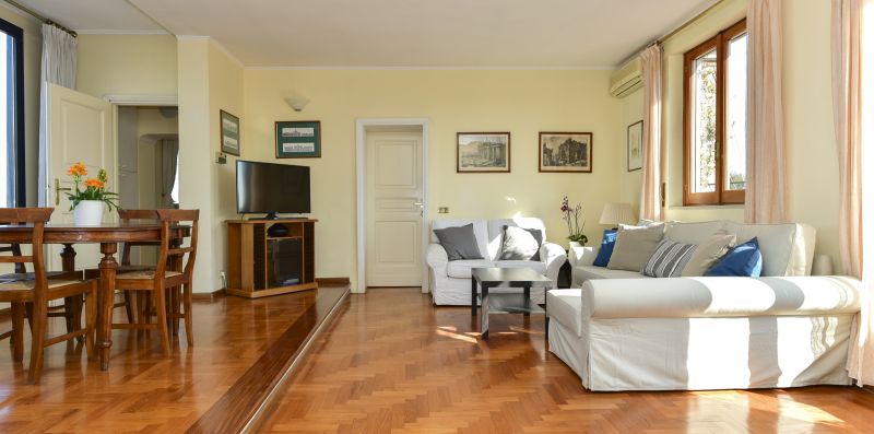 Rome at Your Feet with Terrace - iFlat