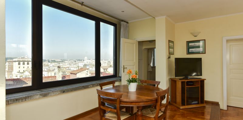 Rome at Your Feet with Terrace - iFlat