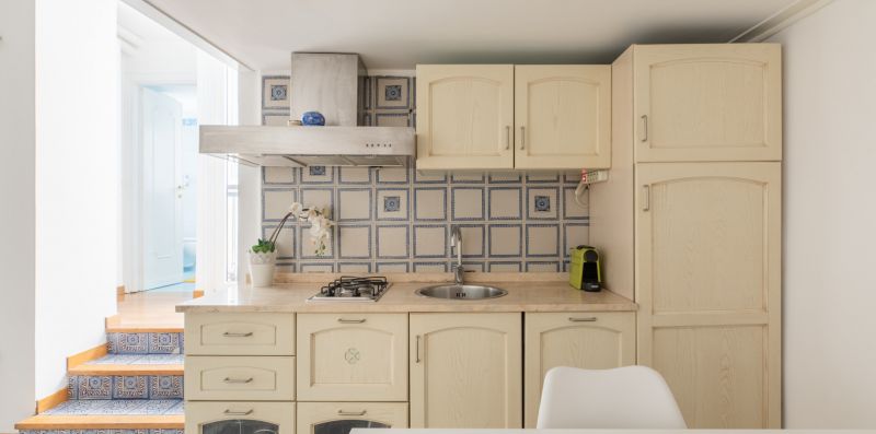 iFlat | Yellow Monti Studio Apartment - iFlat