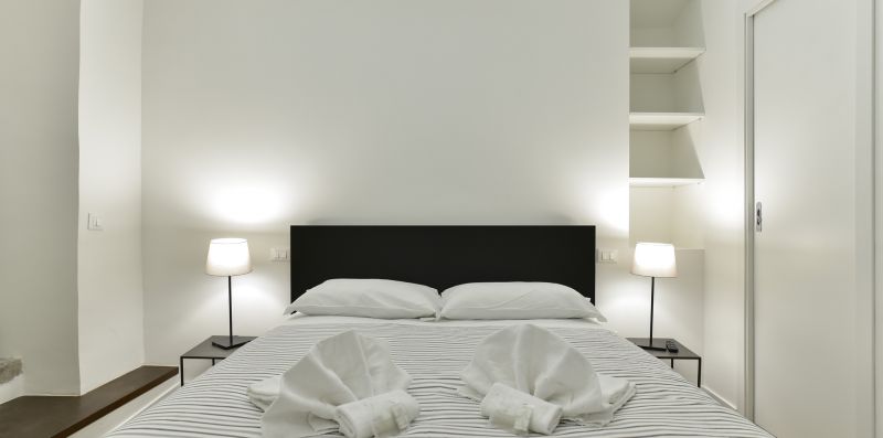 Campo de' Fiori Brand New Apartment - iFlat