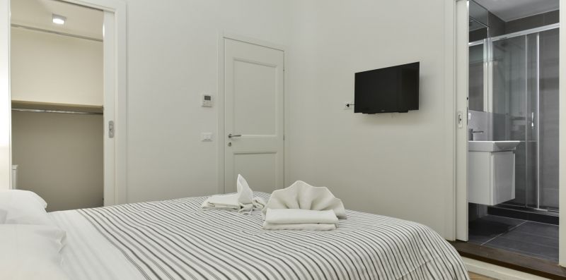 Campo de' Fiori Brand New Apartment - iFlat