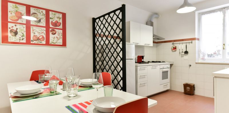 Red & White Vatican Apartment - iFlat