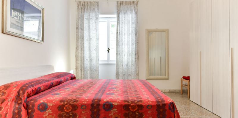 Red & White Vatican Apartment - iFlat