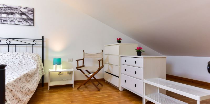 Libetta 8pax Apartment - iFlat