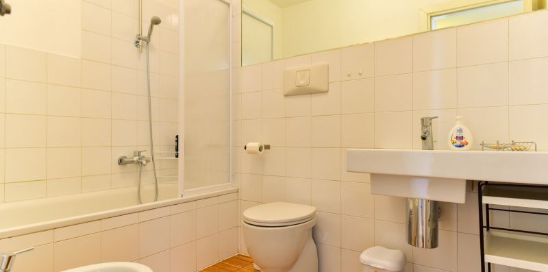Libetta 8pax Apartment - iFlat