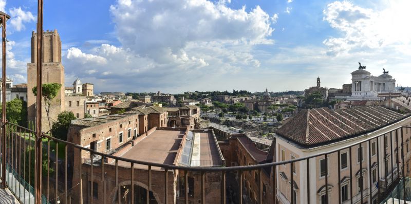 Rome At Your Feet - iFlat
