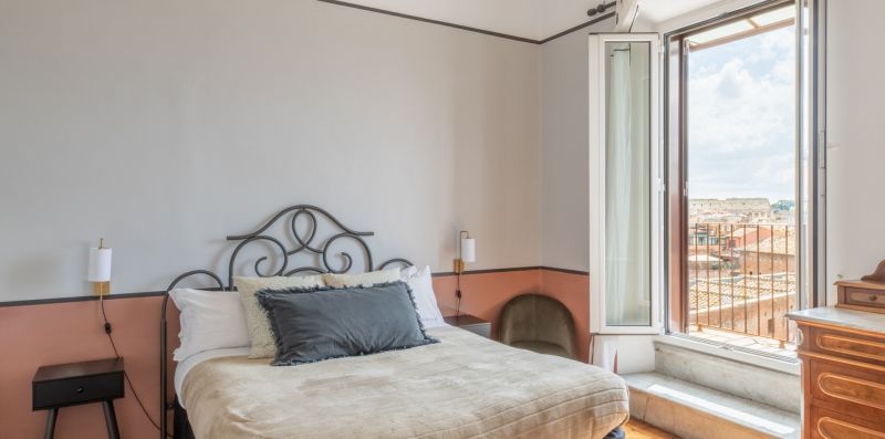 Rome At Your Feet - iFlat