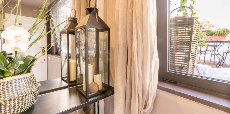 Charming Luxury Navona Apartment in Historic Building - iFlat