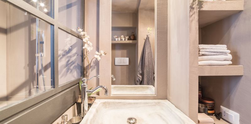 Charming Luxury Navona Apartment in Historic Building - iFlat