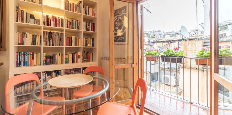 Boschetto Peaceful Apartment in Monti - iFlat