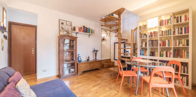 Boschetto Peaceful Apartment in Monti - iFlat