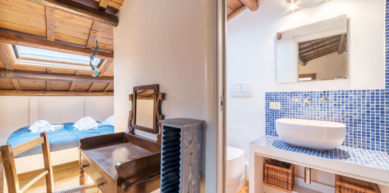 Boschetto Peaceful Apartment in Monti - iFlat