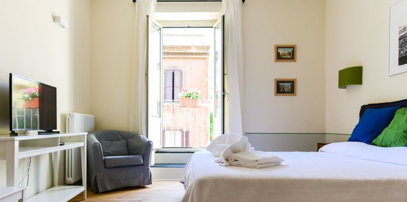 Monti Brand New Apartment - iFlat