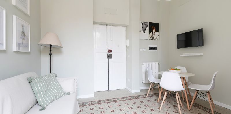 Vatican Stylish Apartment - iFlat
